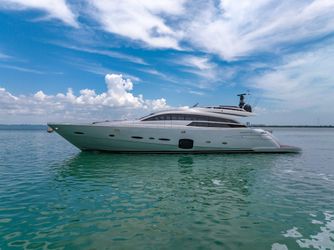 92' Pershing 2013 Yacht For Sale